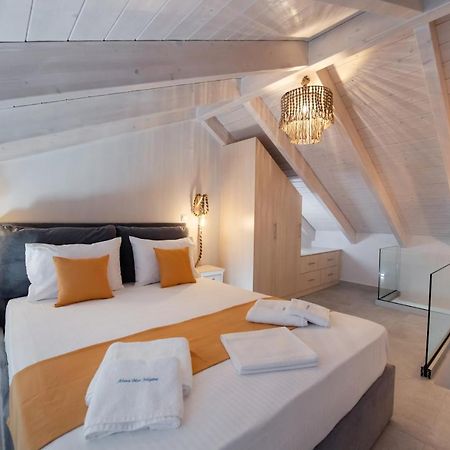 Above Blue Maisonettes Grey Diamond 니키아나 외부 사진