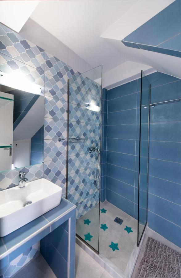 Above Blue Maisonettes Grey Diamond 니키아나 외부 사진