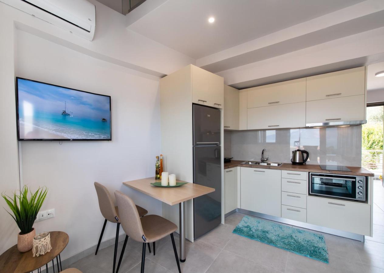 Above Blue Maisonettes Grey Diamond 니키아나 외부 사진