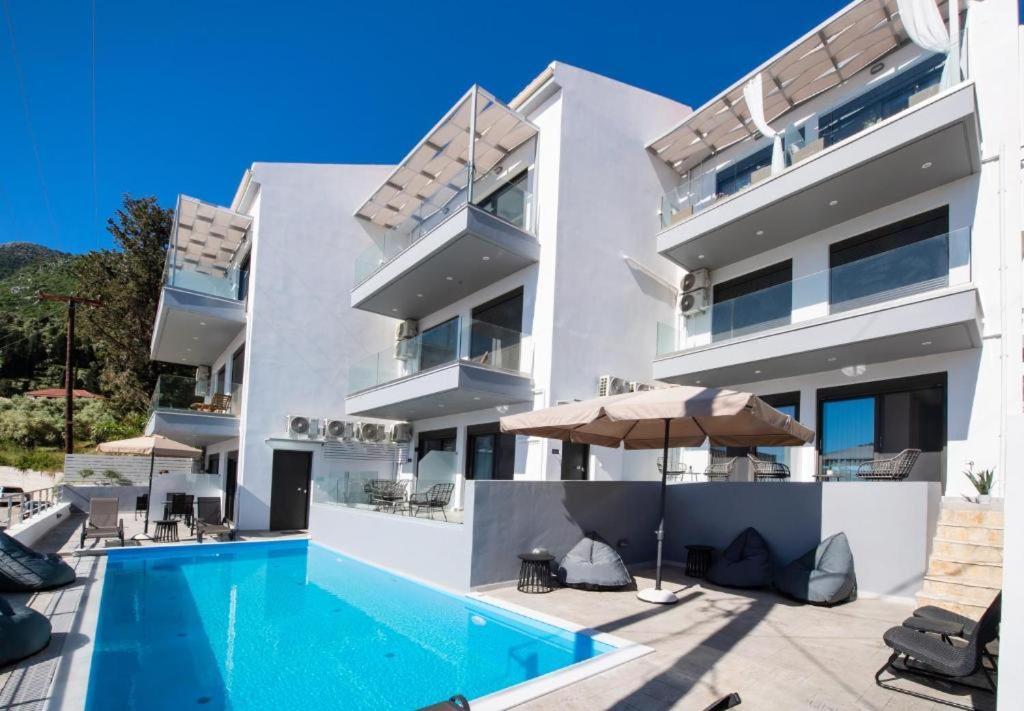 Above Blue Maisonettes Grey Diamond 니키아나 외부 사진